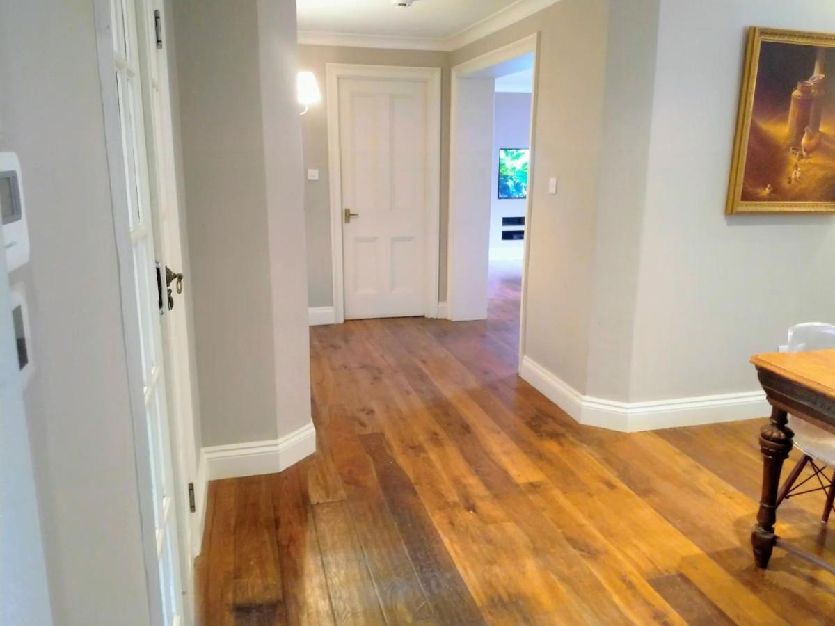 Elegant & Spacious Parkside 2-Bedroom 2-Bathroom Flat In Period Building On Blackheath Common - Private Entrance, Great Greenwich Location, Easy For O2 Arena And City! London Exterior foto